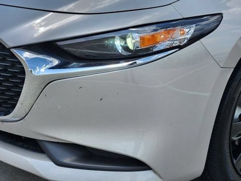 Used 2025 MAZDA MAZDA3 s FWD image 8