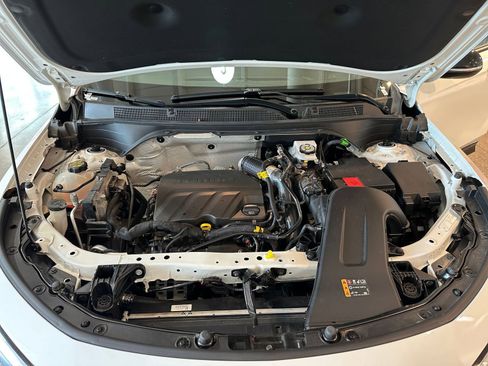 Used 2025 Buick Envista Sport Touring FWD image 31