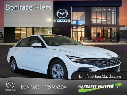 Used 2024 Hyundai Elantra SE