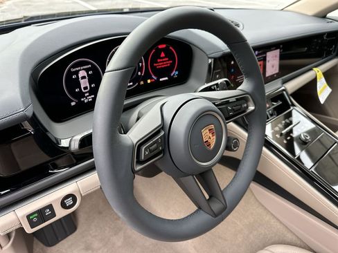 New 2026 Porsche Panamera image 10