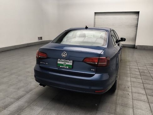 Used 2017 Volkswagen Jetta SE FWD image 7