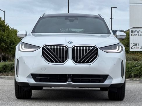 New 2026 BMW X3 xDrive30i w/ Premium Package AWD/4WD image 8