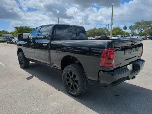 New 2026 RAM 2500 Big Horn AWD/4WD image 7