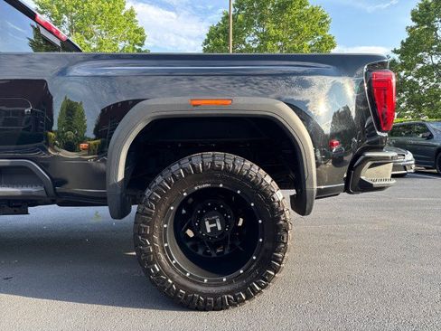 Used 2022 GMC Sierra 3500 Denali w/ Denali Ultimate Package AWD/4WD image 19