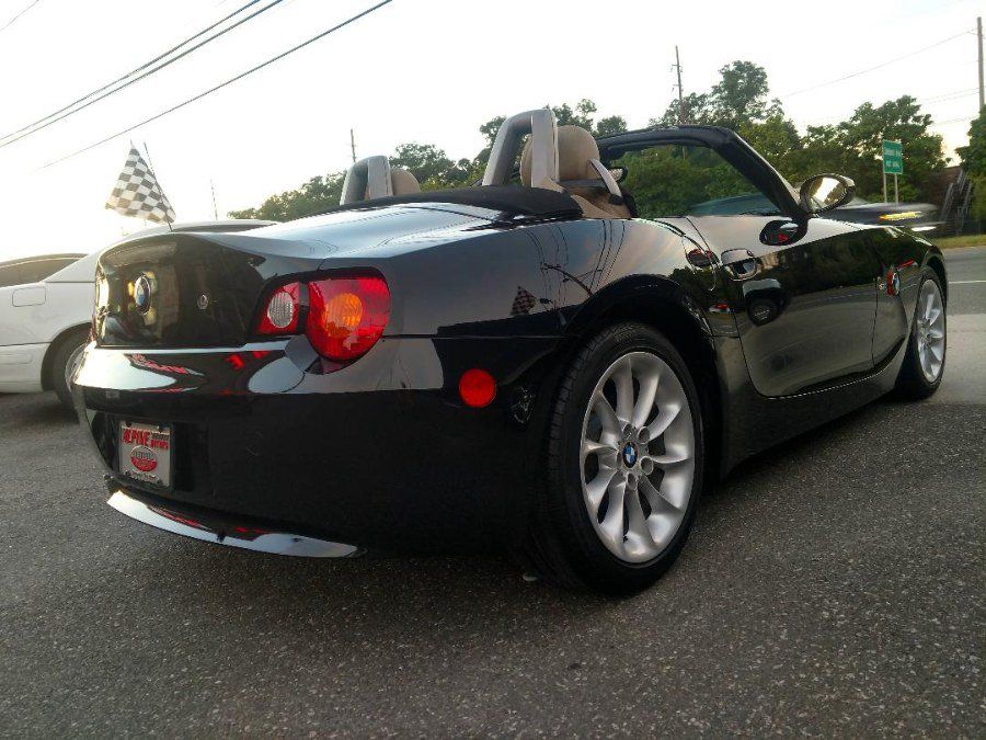 Used 2003 BMW Z4 2.5i RWD image 6