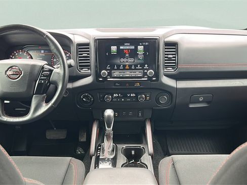 Used 2024 Nissan Frontier PRO-4X w/ Pro Convenience Package image 17