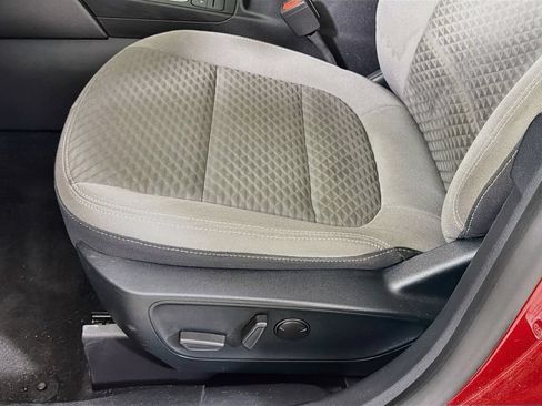Used 2020 Ford Escape SE FWD image 22