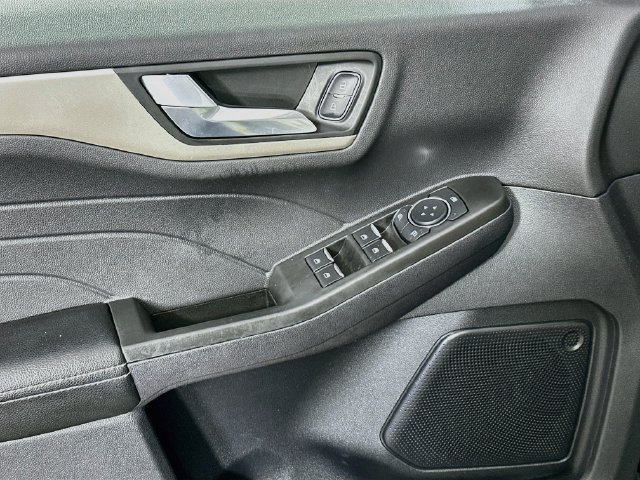 Used 2022 Ford Escape SEL FWD image 24