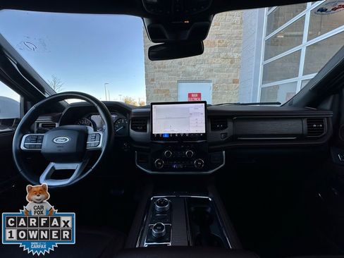 Used 2024 Ford Expedition Max Limited image 24