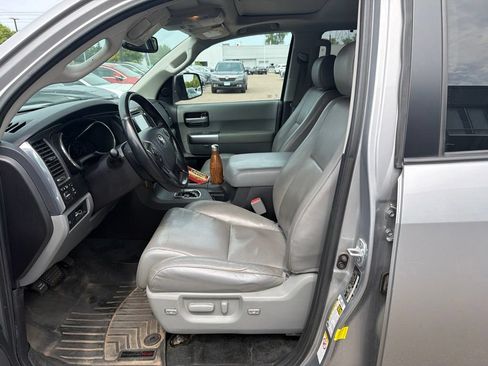 Used 2018 Toyota Sequoia Limited AWD/4WD image 23