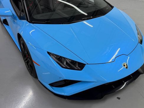Used 2020 Lamborghini Huracan EVO RWD image 4
