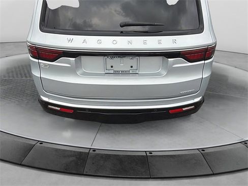 Used 2022 Jeep Wagoneer Series I w/ Convenience Group I image 13