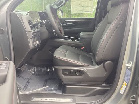 New 2026 Chevrolet Suburban RST w/ Comfort Package RWD image 12