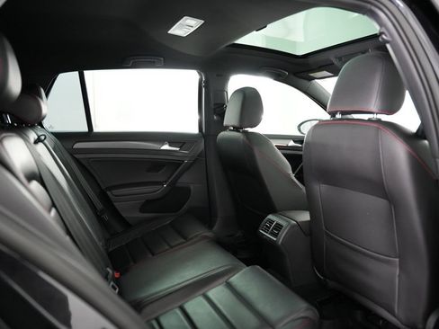 Used 2018 Volkswagen GTI SE w/ SE Leather Package FWD image 41