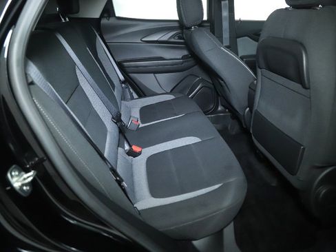 Used 2024 Chevrolet TrailBlazer LS image 32