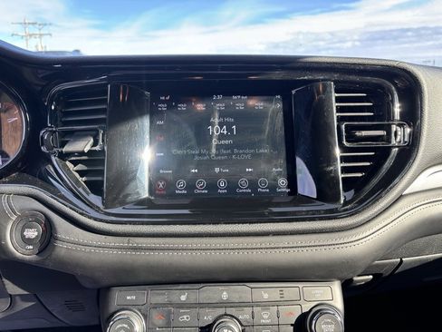 Used 2022 Dodge Durango GT image 15