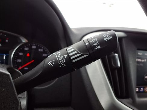 Certified 2023 GMC Terrain SLE w/ Driver Convenience Package image 19