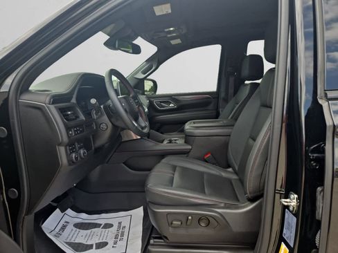 Used 2024 Chevrolet Tahoe RST w/ Luxury Package AWD/4WD image 9