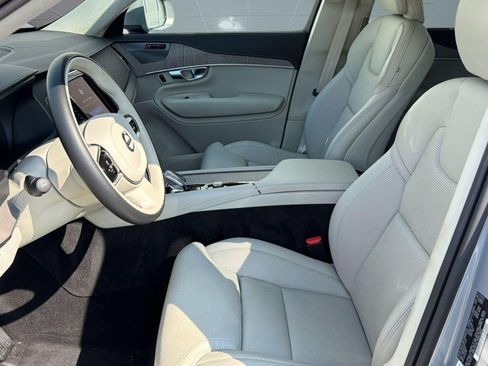 Used 2024 Volvo XC90 B6 Ultimate AWD/4WD image 5