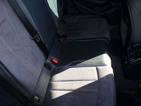 Used 2022 Audi A4 2.0T Prestige image 9