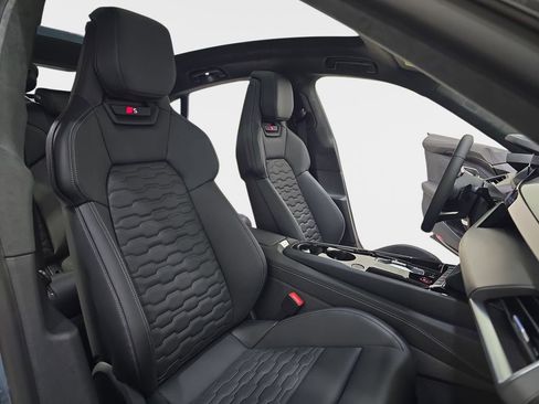 New 2026 Audi S e-tron GT Prestige image 10