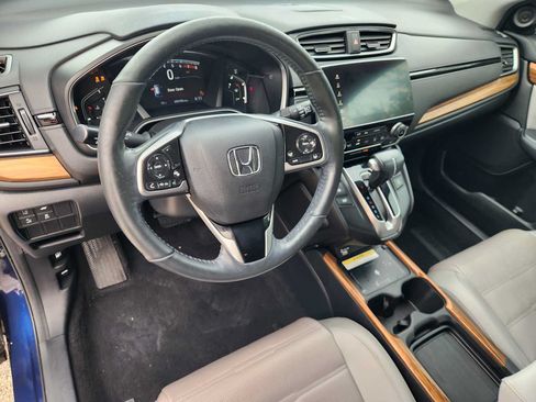 Used 2020 Honda CR-V Touring image 2