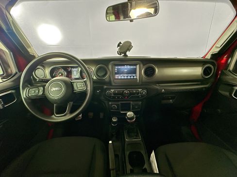 Used 2022 Jeep Wrangler Unlimited Sport AWD/4WD image 13