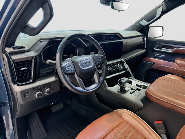 Used 2025 GMC Sierra 1500 Denali Ultimate AWD/4WD image 9