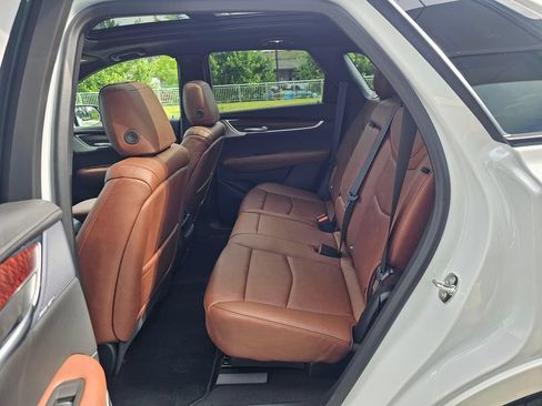 New 2026 Cadillac XT5 Sportv AWD/4WD image 16