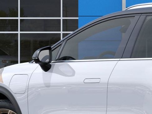 New 2026 Chevrolet Equinox EV LT w/ LPO, Tech Bronze Package AWD/4WD image 12