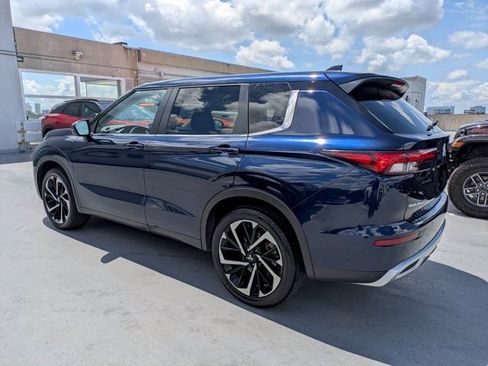 Used 2024 Mitsubishi Outlander SE Black Edition AWD/4WD image 5