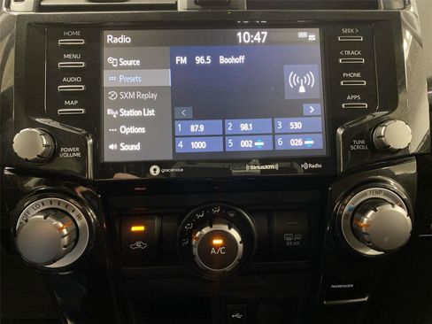 Used 2022 Toyota 4Runner TRD Off-Road image 16