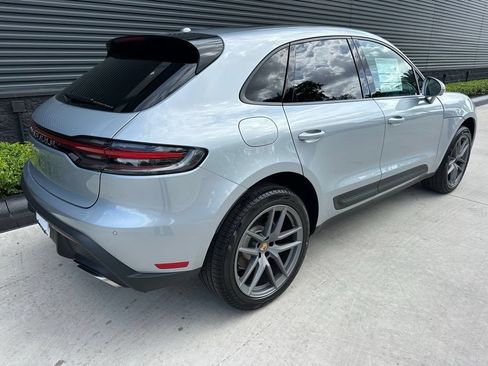 Used 2026 Porsche Macan AWD/4WD image 9