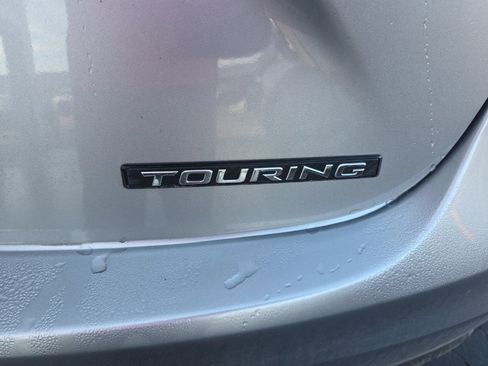 Used 2016 Toyota Avalon Touring image 5