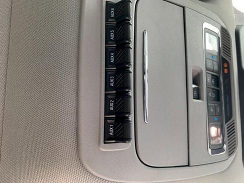 New 2024 Ford F250 Lariat w/ Lariat Ultimate Package image 20