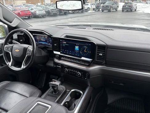 Certified 2022 Chevrolet Silverado 1500 LTZ image 24