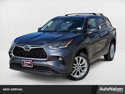 New 2025 Toyota Highlander Limited