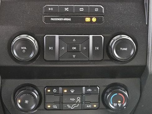 Used 2020 Ford F250 XL w/ Power Equipment Group image 15