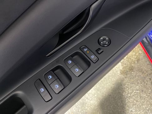 Certified 2024 Hyundai Elantra N Base image 18