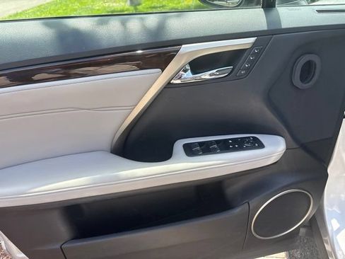 Used 2019 Lexus RX 350 AWD w/ Navigation Package image 7
