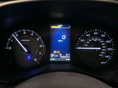 Used 2021 Subaru Crosstrek 2.0i Premium w/ Moonroof Package image 16