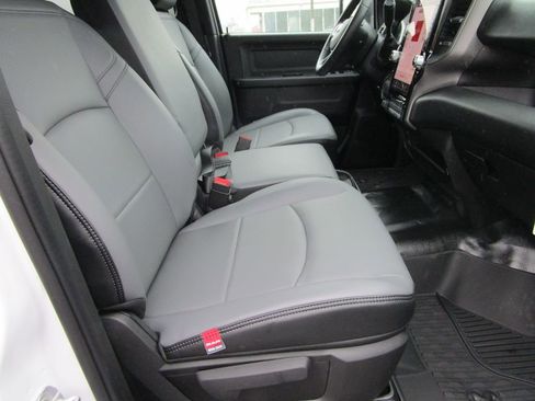 New 2026 RAM 3500 Tradesman image 31