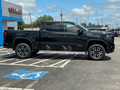New 2026 GMC Sierra 1500 AT4 w/ AT4 Premium Package