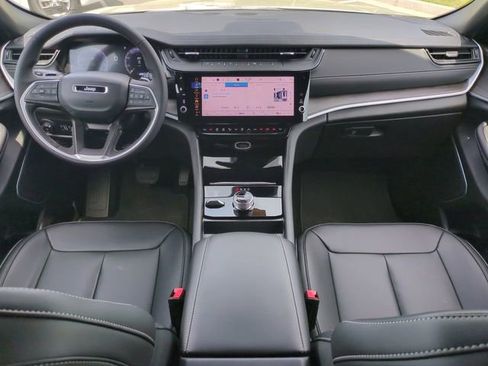 New 2026 Jeep Grand Cherokee Limited AWD/4WD image 15