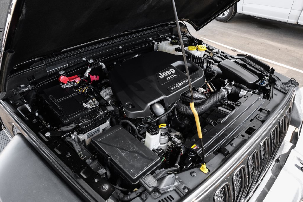 Used 2020 Jeep Wrangler Unlimited Sport AWD/4WD image 50