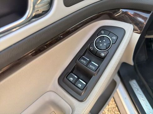 Used 2013 Ford Explorer Limited image 24