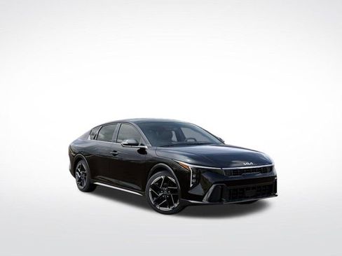 New 2026 Kia K4 GT-Line FWD image 8