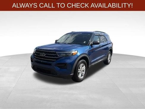Used 2021 Ford Explorer XLT AWD/4WD image 3