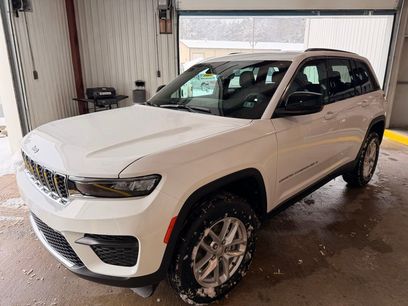 New 2025 Jeep Grand Cherokee Laredo X
