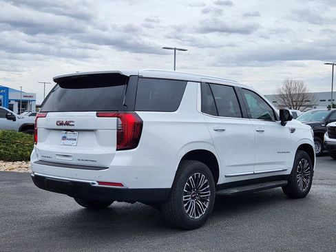New 2026 GMC Yukon Elevation image 3